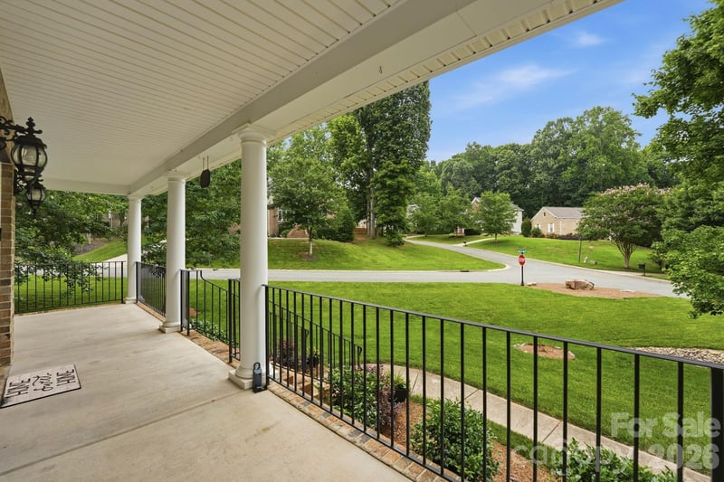 184 Herons Gate Dr, Mooresville, NC 28117