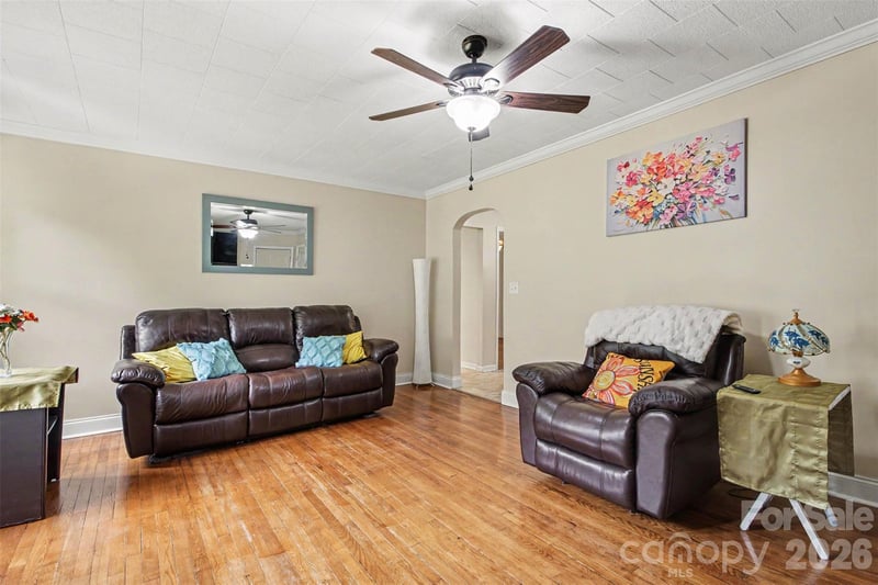 111 Cove Ave, Mount Holly, NC 28120