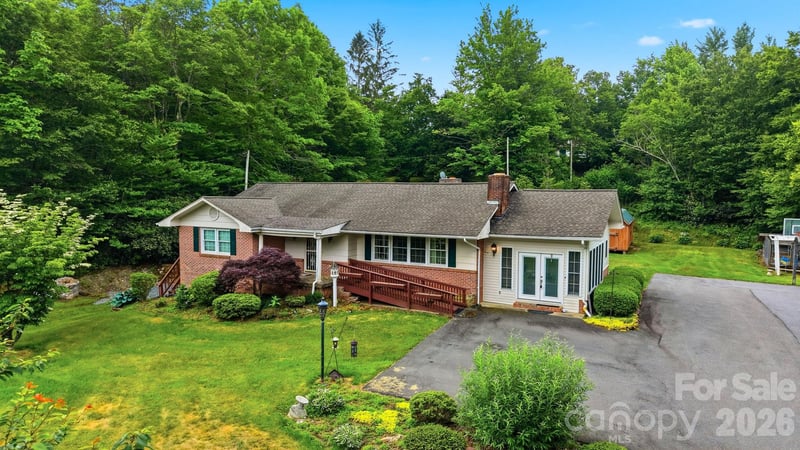9121 Nc 181 Hw, Newland, NC 28657