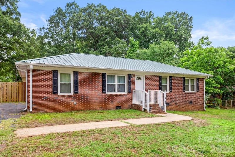 107 Hardin St, Chester, SC 29706