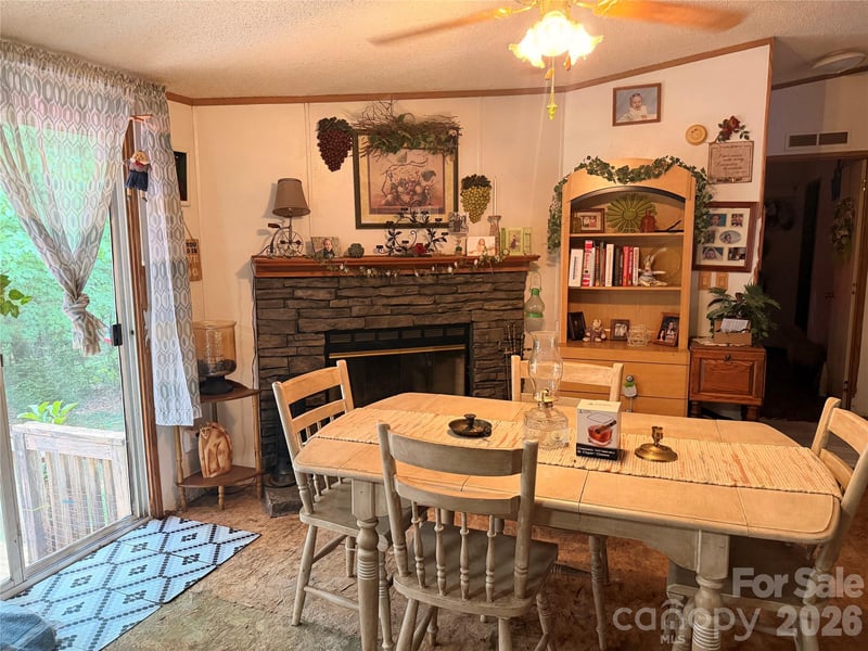 115 Stampede Dr, Statesville, NC 28625