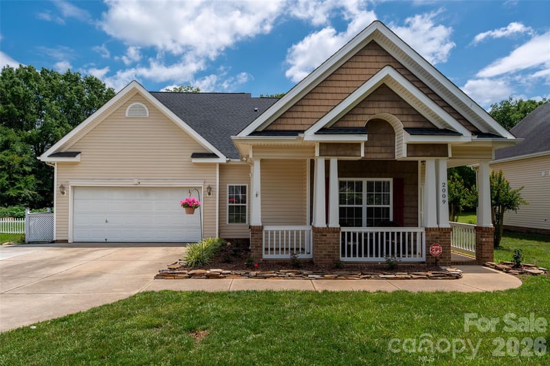 2009 Oakstone Dr, Monroe, NC 28110