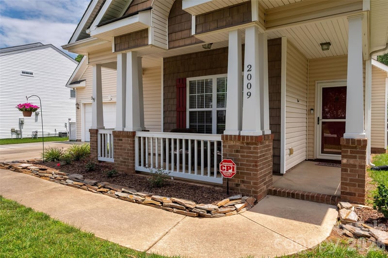 2009 Oakstone Dr, Monroe, NC 28110
