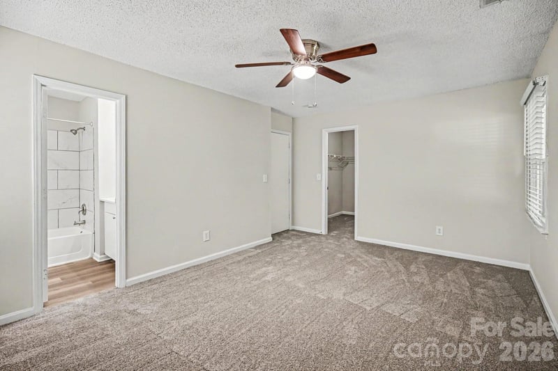 1530 Teddington Dr, Charlotte, NC 28214