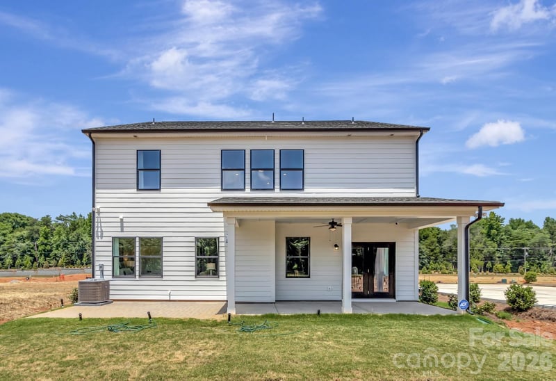 11200 Lochmere Rd, Charlotte, NC 28278