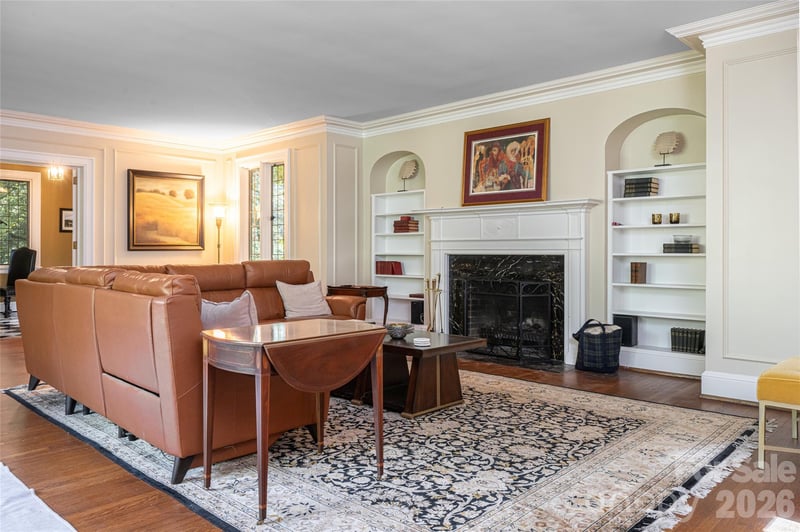 334 Vanderbilt Rd, Biltmore Forest, NC 28803