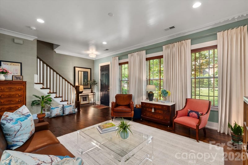 3702 Selwyn Ave, Charlotte, NC 28209