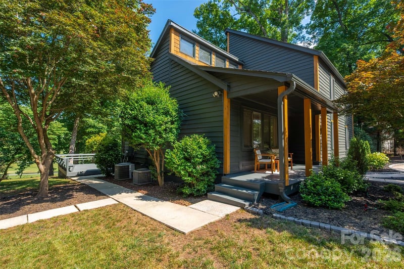 7917 Serendipity Ln, Charlotte, NC 28277
