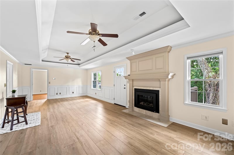 589 Sand Hill Rd, Asheville, NC 28806