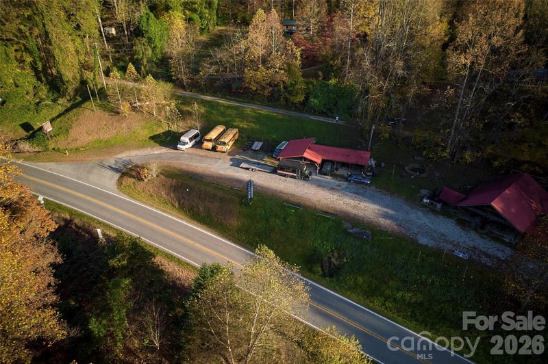 10811 Hwy 19 W Hw, Bryson City, NC 28713
