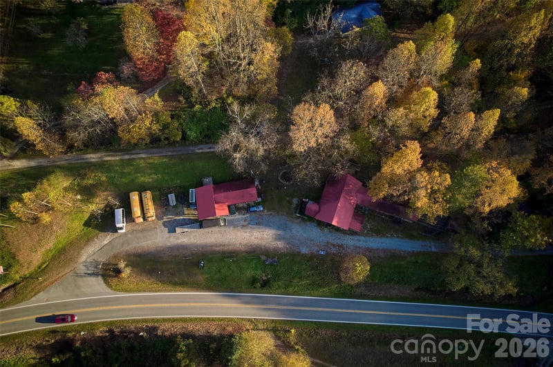 10811 Hwy 19 W Hw, Bryson City, NC 28713