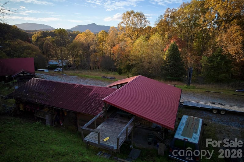 10811 Hwy 19 W Hw, Bryson City, NC 28713