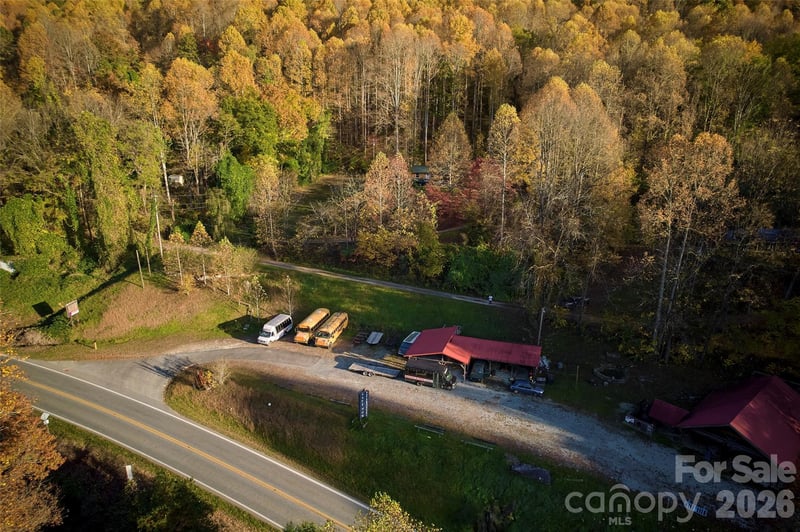 10811 Hwy 19 W Hw, Bryson City, NC 28713