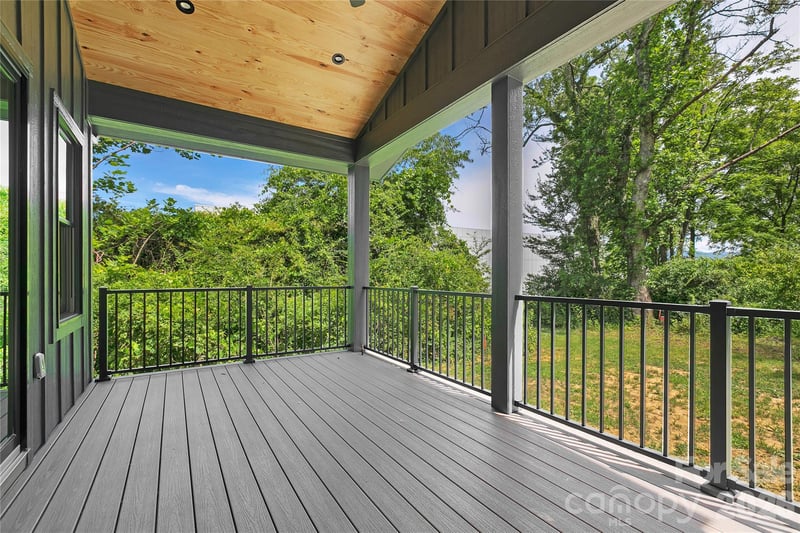123 Welcome St, Brevard, NC 28712