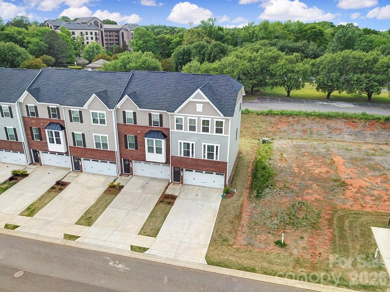 2528 Grantham Place Dr, Fort Mill, SC 29715