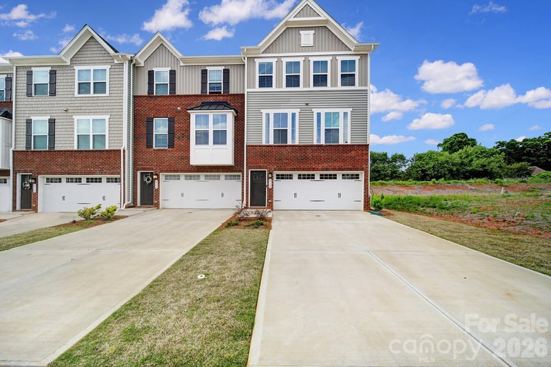 2528 Grantham Place Dr, Fort Mill, SC 29715