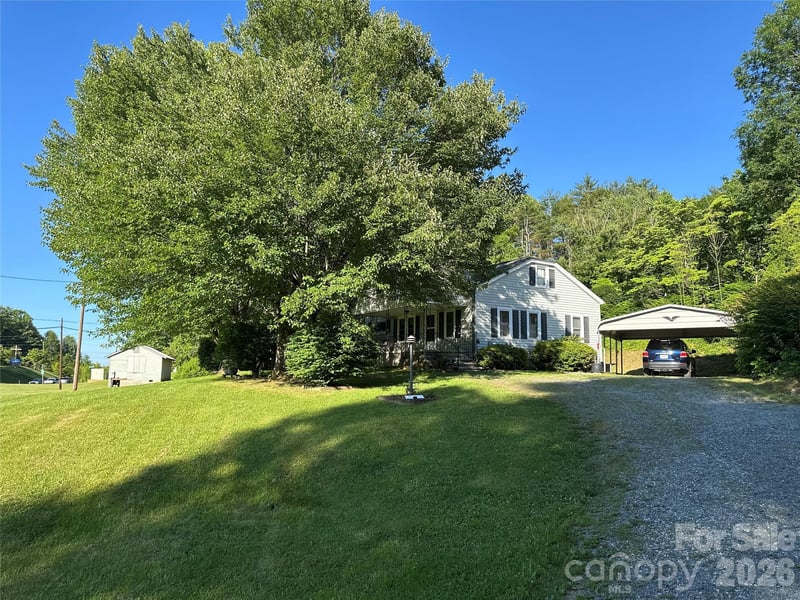 21 Byrd Ln, Brevard, NC 28712