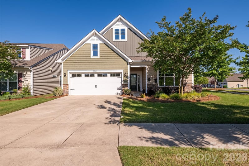 11027 Wrigley Mansion Dr, Charlotte, NC 28273