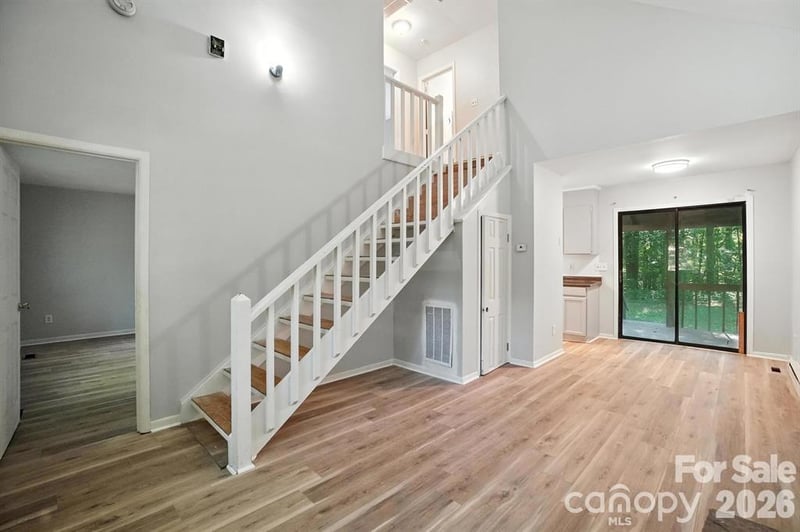 11231 E W T Harris Blvd, Charlotte, NC 28212