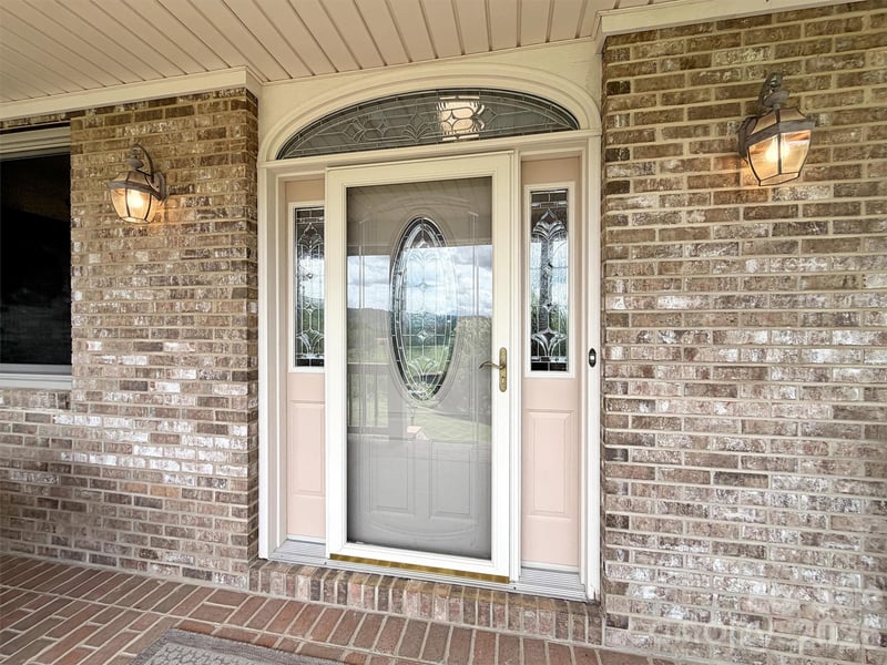 99 Mary Gray Dr, Clyde, NC 28721