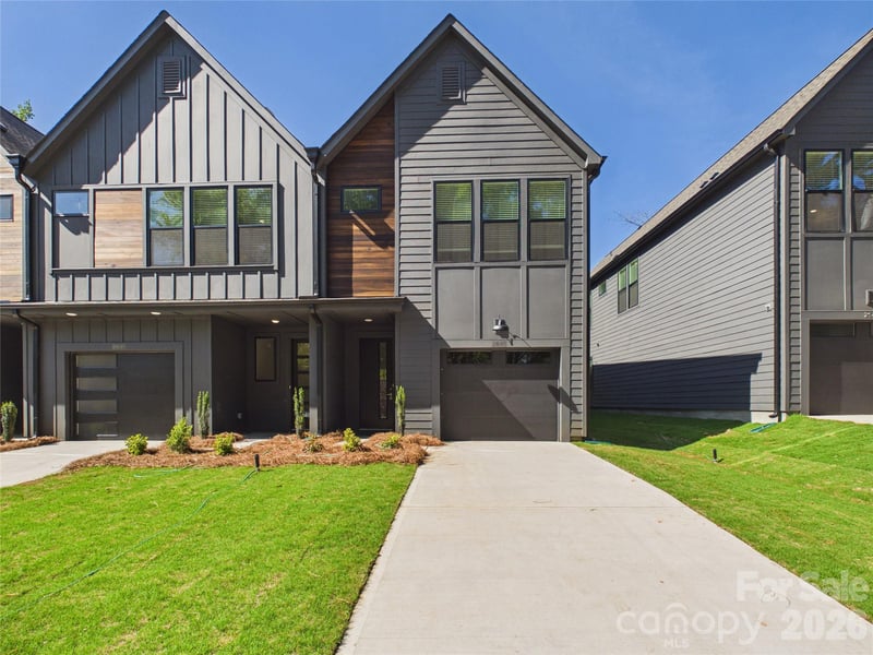 2645 Ravencroft Dr #2C, Charlotte, NC 28208