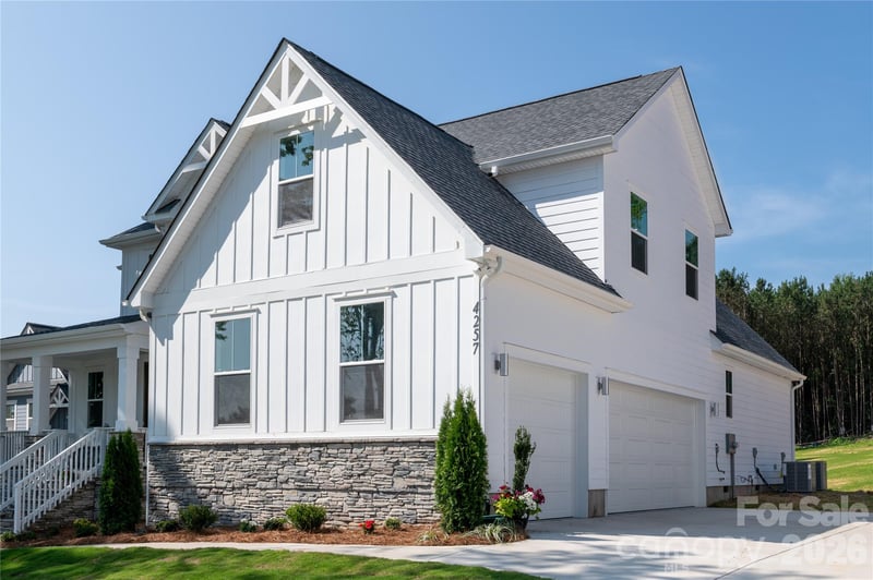 4257 Candlewood Dr, Sherrills Ford, NC 28673