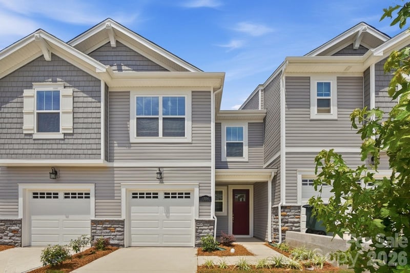 1304 Vibrant Rd, Charlotte, NC 28215