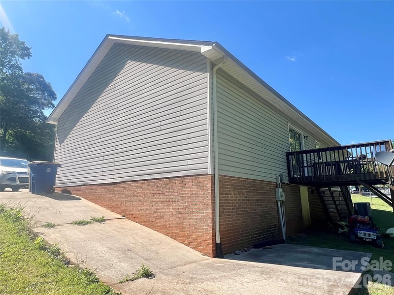 1213 Coventry Pl, Conover, NC 28613