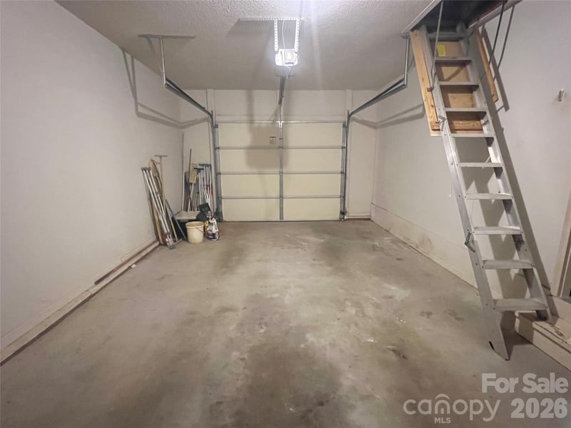 1213 Coventry Pl, Conover, NC 28613