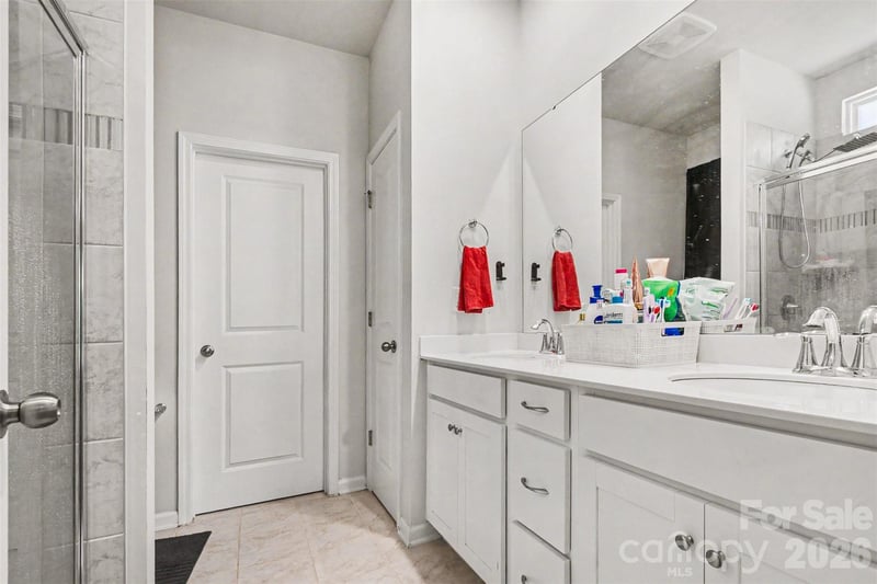 15513 Capps Rd, Charlotte, NC 28278
