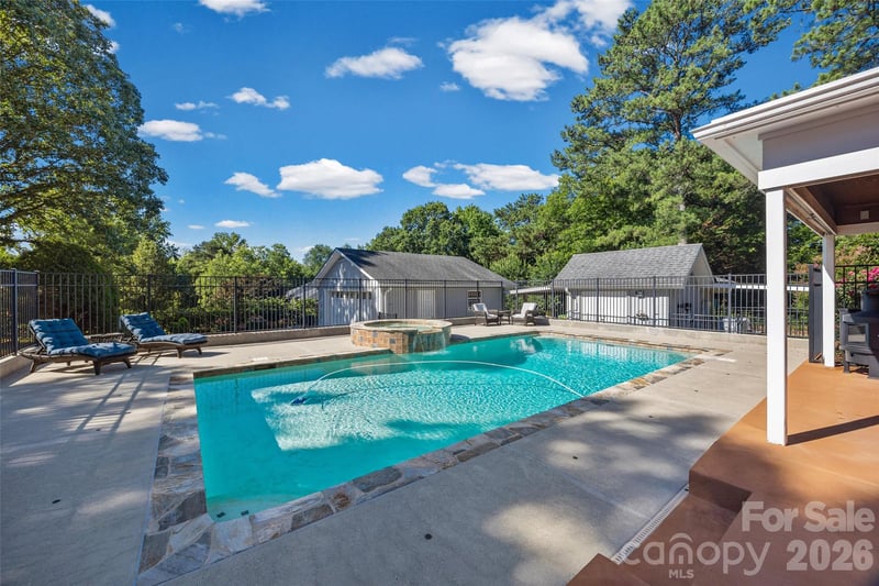 3101 Mckee Rd, Charlotte, NC 28270