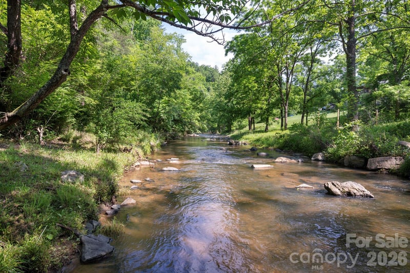 2896 Old Mars Hill Hw, Weaverville, NC 28787