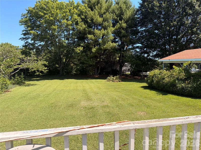 4248 Peachtree Ln, Granite Falls, NC 28630