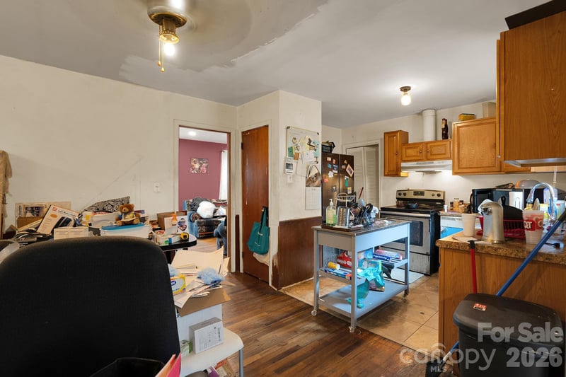 1616 Mcallister Dr, Charlotte, NC 28216