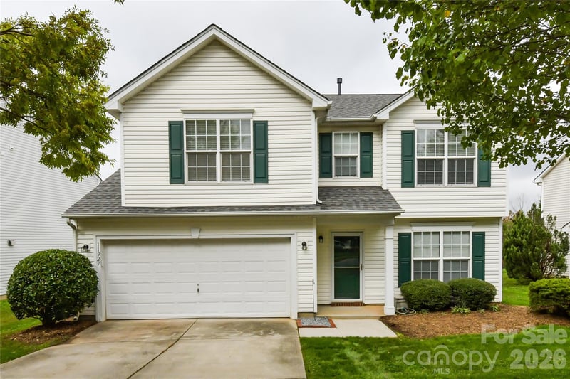 11927 Cheviott Hill Ln, Charlotte, NC 28213