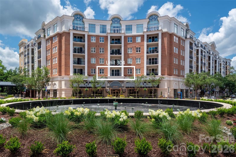 4620 Piedmont Row Dr #304, Charlotte, NC 28210
