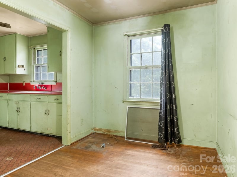 1525 Herrin Ave, Charlotte, NC 28205