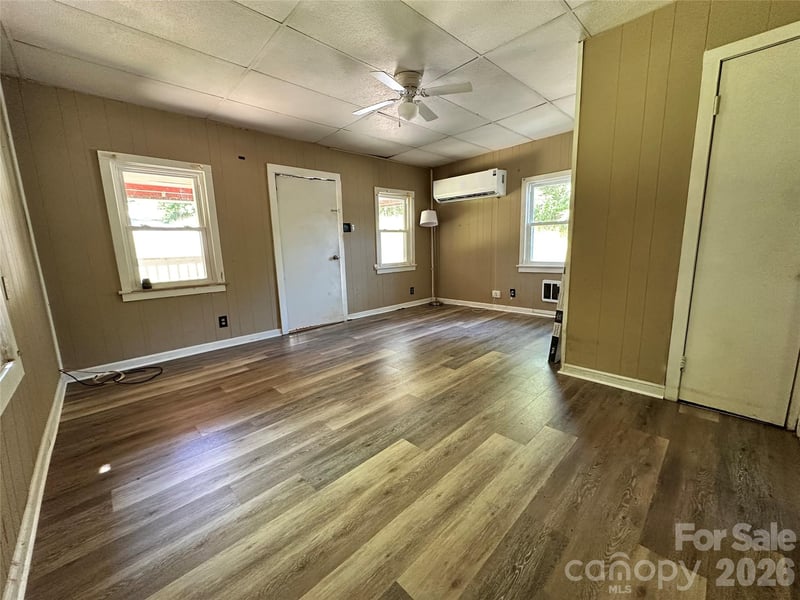36 Range Rd, Etowah, NC 28729