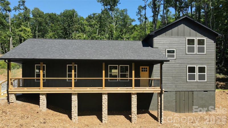 32 Star Dr, Marion, NC 28752