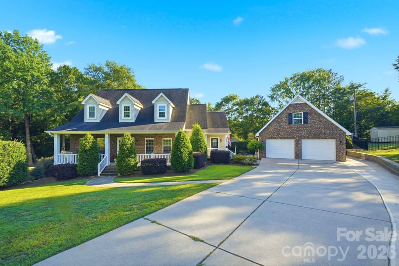 122 Friendfield Dr, Fort Mill, SC 29715