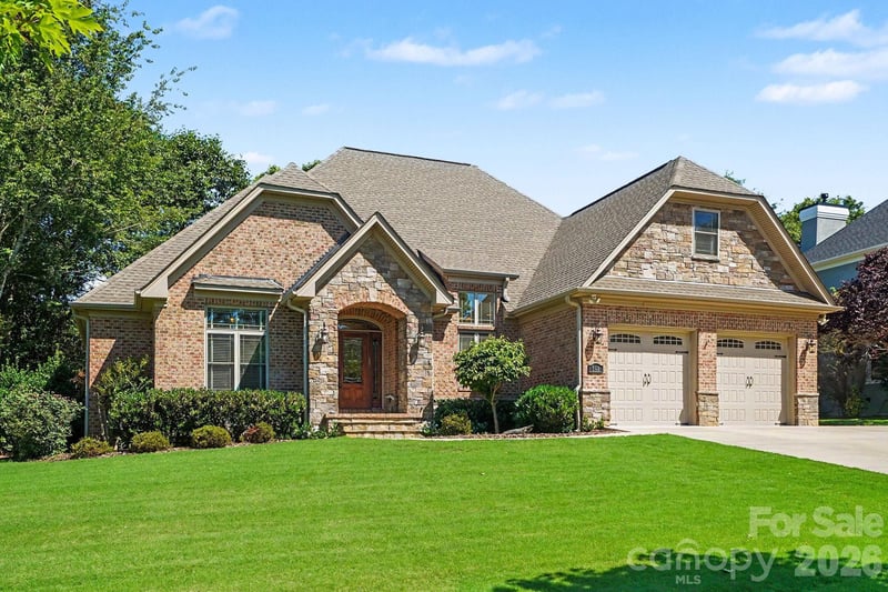 198 Windemere Isle Rd, Statesville, NC 28677