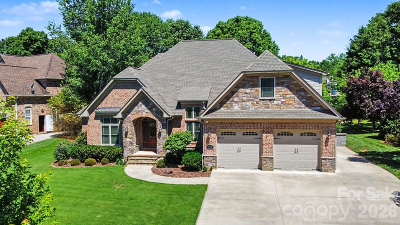 198 Windemere Isle Rd, Statesville, NC 28677