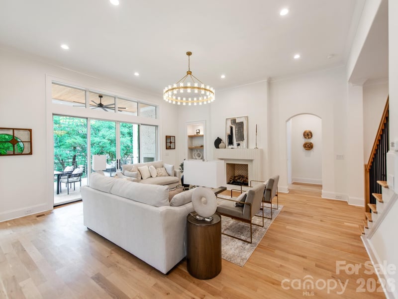 4627 Water Oak Rd, Charlotte, NC 28211