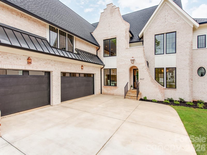 4627 Water Oak Rd, Charlotte, NC 28211
