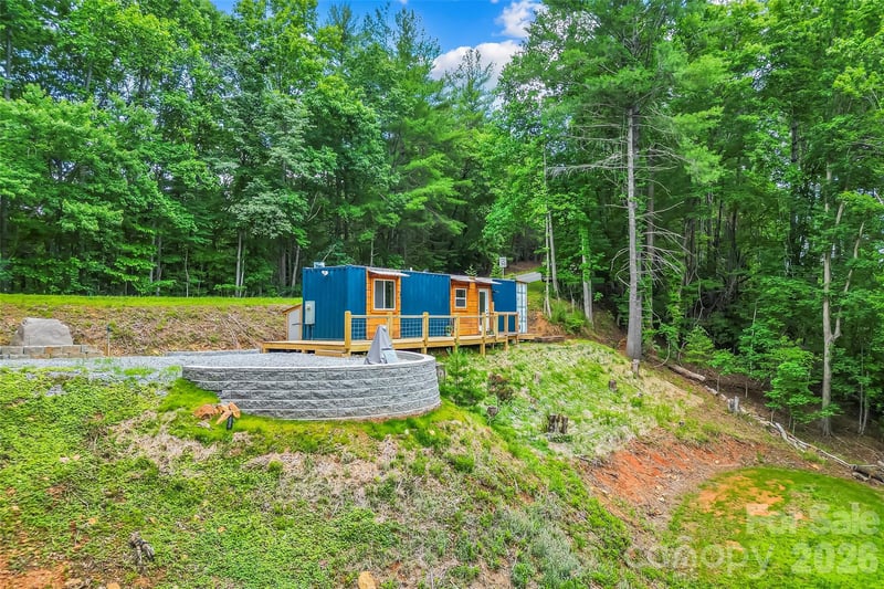 678 Forest Lake Heights Dr #2, Nebo, NC 28761