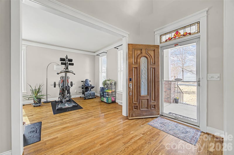 1044 Hunters Run Dr, Tega Cay, SC 29708