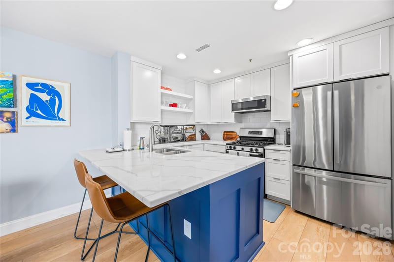 718 Trade St #603, Charlotte, NC 28202
