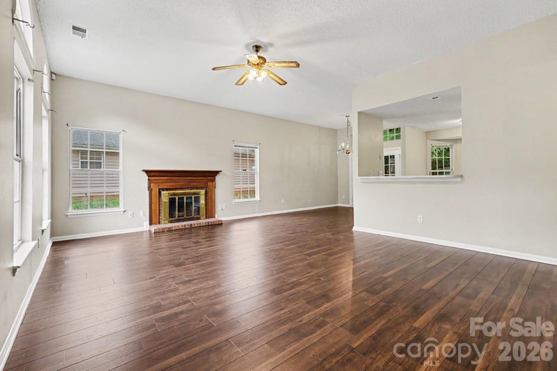 7925 Turquoise Dr, Charlotte, NC 28215