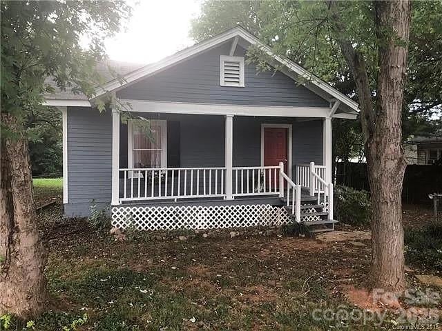 23 Lineberger St, Lowell, NC 28098