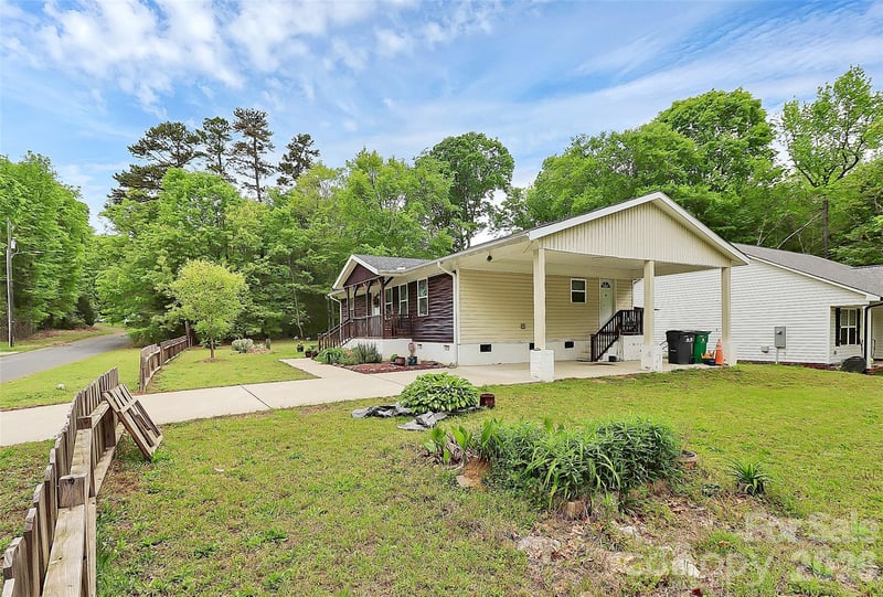 8301 Washington Blvd, Charlotte, NC 28262
